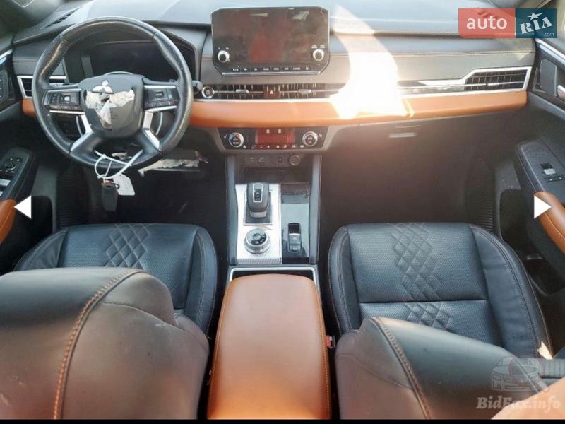 Внедорожник / Кроссовер Mitsubishi Outlander 2021 в Запорожье