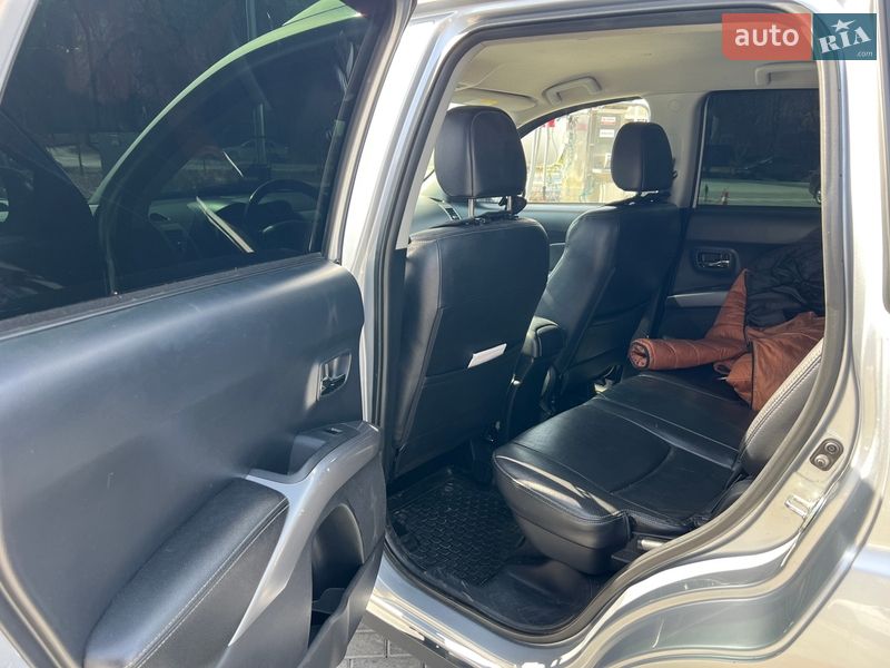 Внедорожник / Кроссовер Mitsubishi Outlander 2008 в Каменец-Подольском фото 8 Внедорожник / Кроссовер Mitsubishi Outlander 2008 в Каменец-Подольском