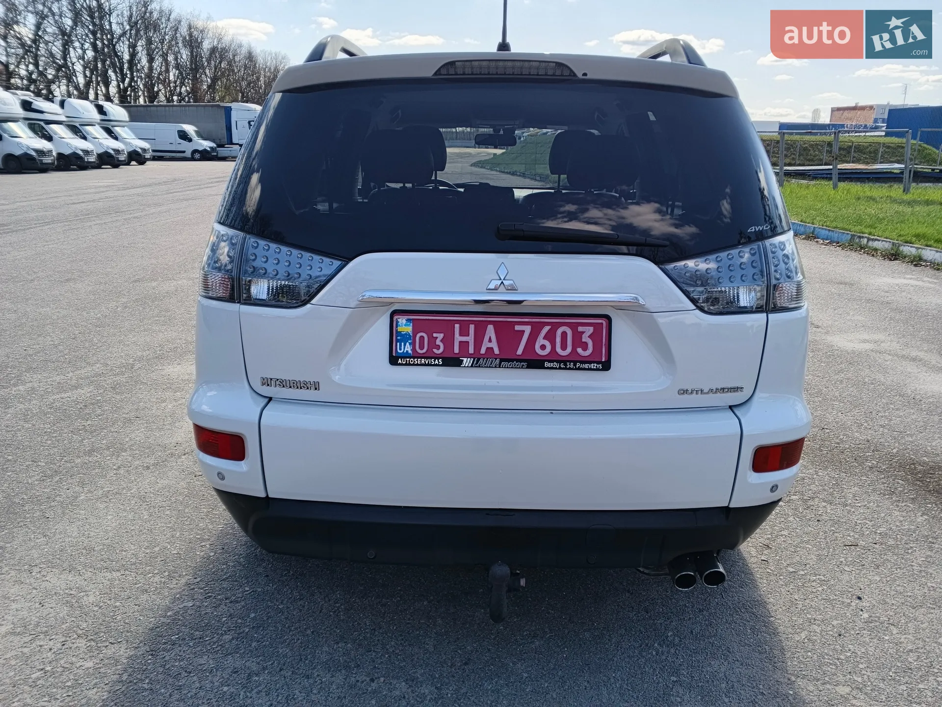 2010 Mitsubishi Outlander - мініатюра 7