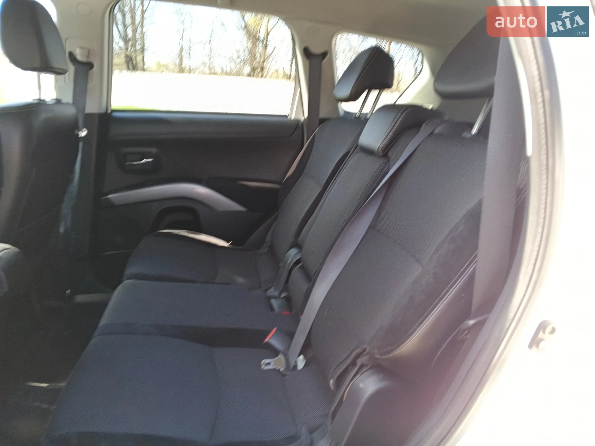 2010 Mitsubishi Outlander - мініатюра 21