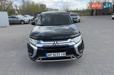 Позашляховик / Кросовер Mitsubishi Outlander 2019 в Запоріжжі