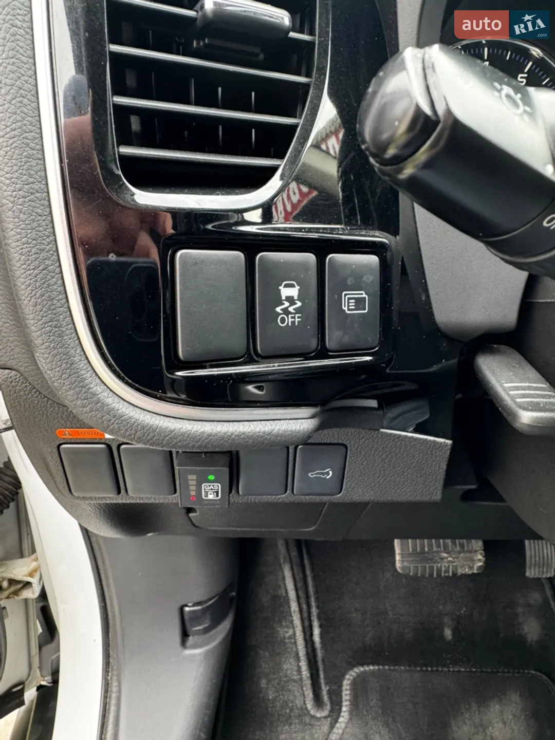 2013 Mitsubishi Outlander - мініатюра 8