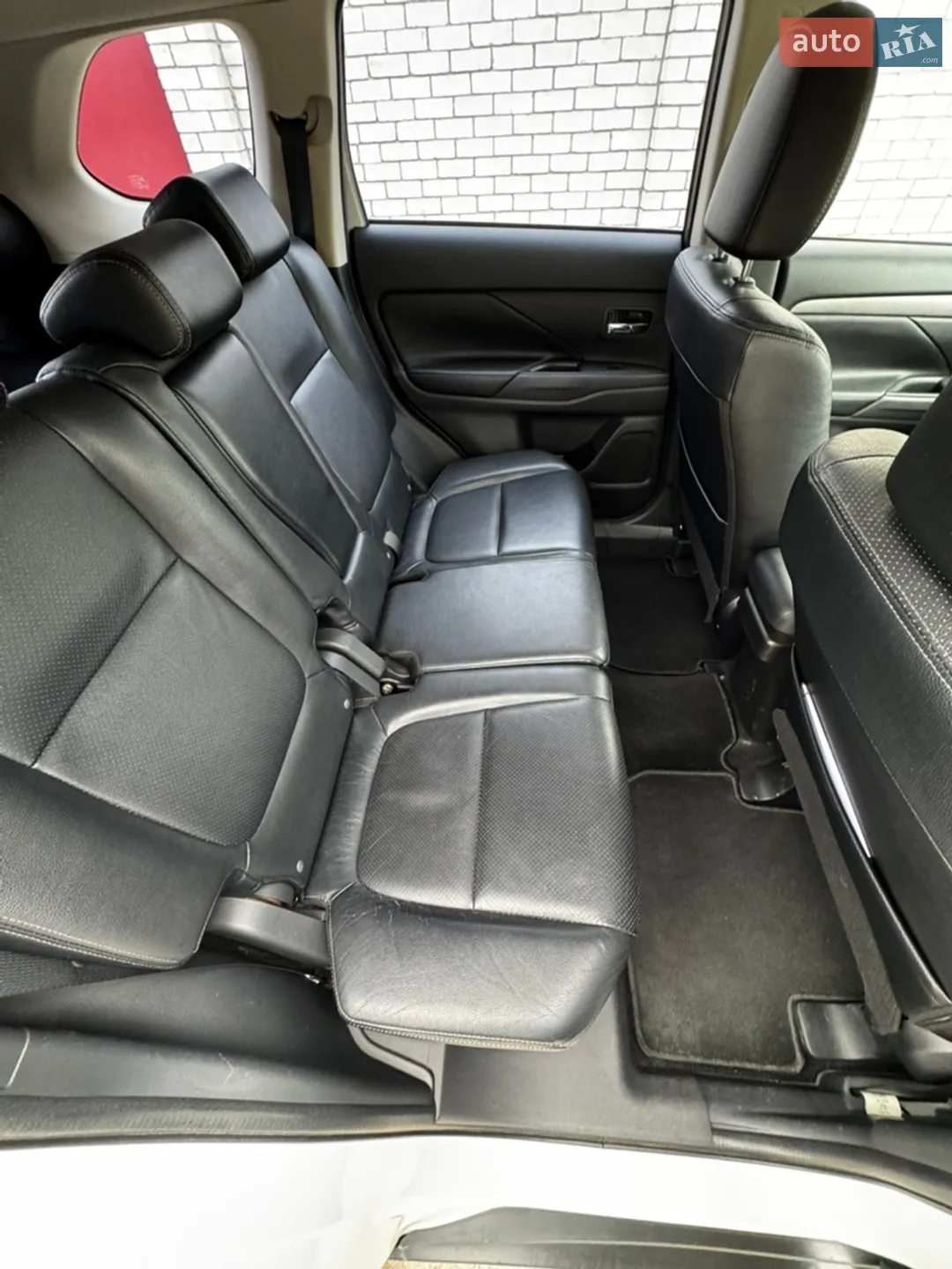 2013 Mitsubishi Outlander - мініатюра 16