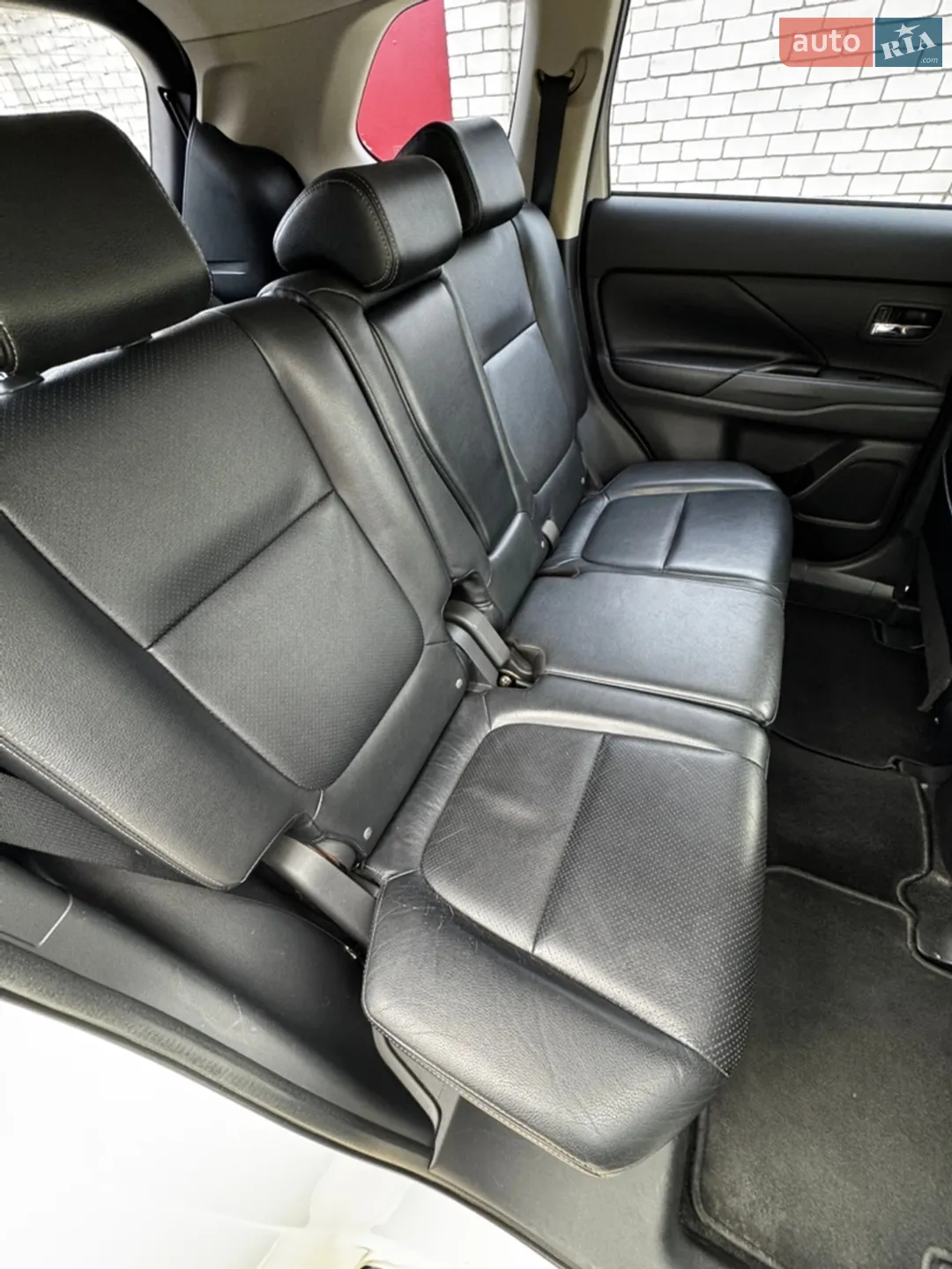 2013 Mitsubishi Outlander - мініатюра 17