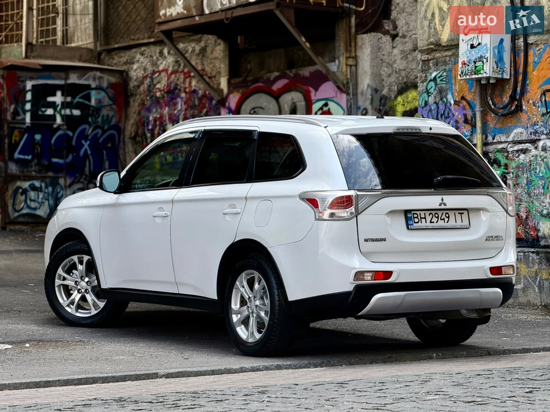 2014 Mitsubishi Outlander - мініатюра 26