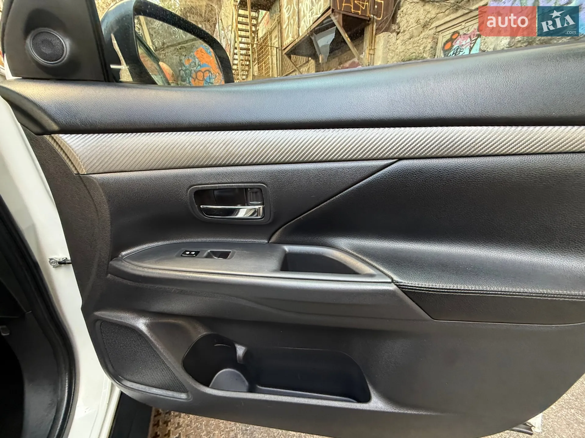 2014 Mitsubishi Outlander - мініатюра 66