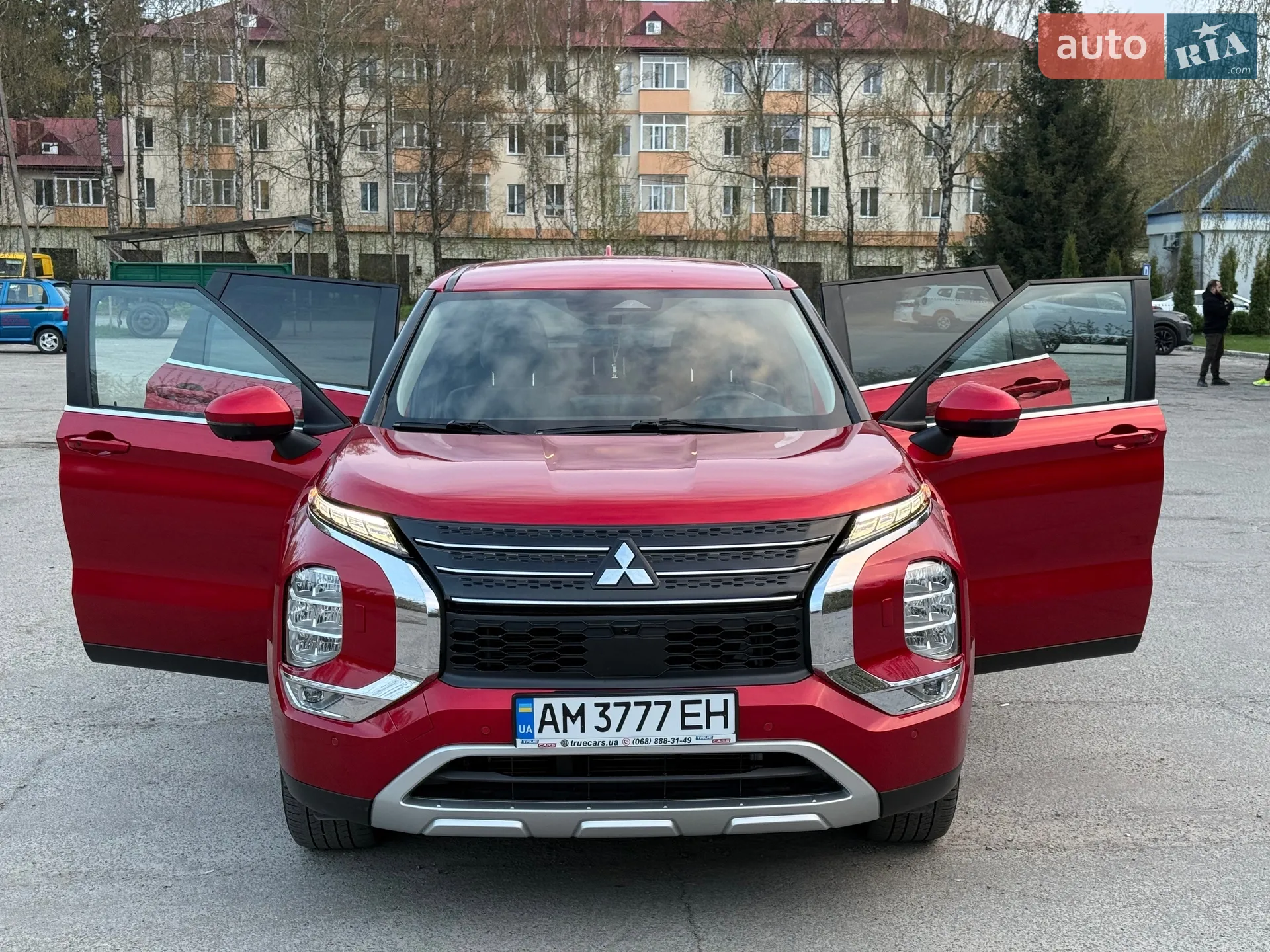 2021 Mitsubishi Outlander - мініатюра 3