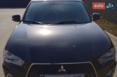 Внедорожник / Кроссовер Mitsubishi Outlander 2012 в Тернополе