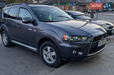 Внедорожник / Кроссовер Mitsubishi Outlander 2011 в Бердичеве