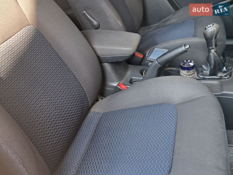 Внедорожник / Кроссовер Mitsubishi Outlander 2008 в Глыбокой