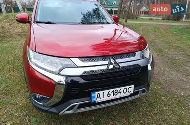 Внедорожник / Кроссовер Mitsubishi Outlander 2018 в Белогородке