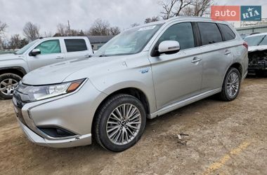 Внедорожник / Кроссовер Mitsubishi Outlander 2022 в Львове