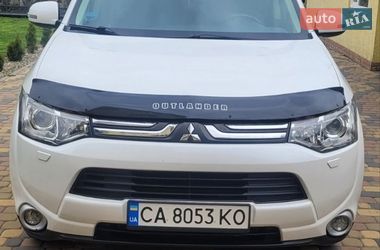 Внедорожник / Кроссовер Mitsubishi Outlander 2012 в Черкассах