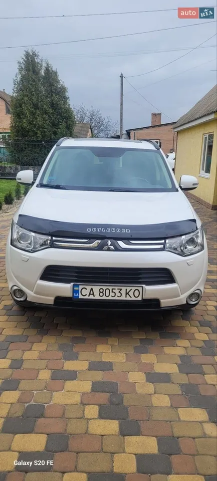 2013 Mitsubishi Outlander - мініатюра 46