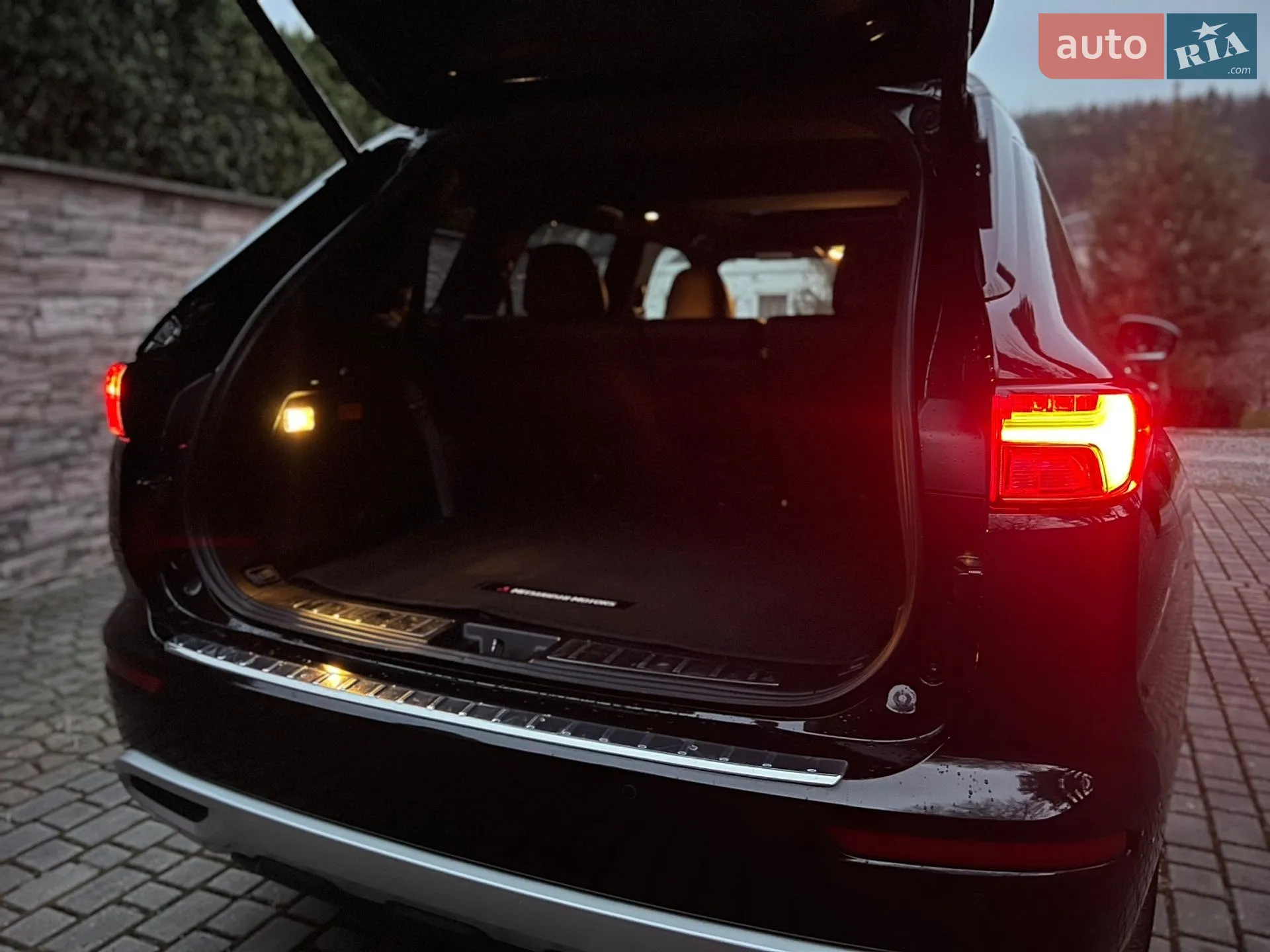 2023 Mitsubishi Outlander - мініатюра 24