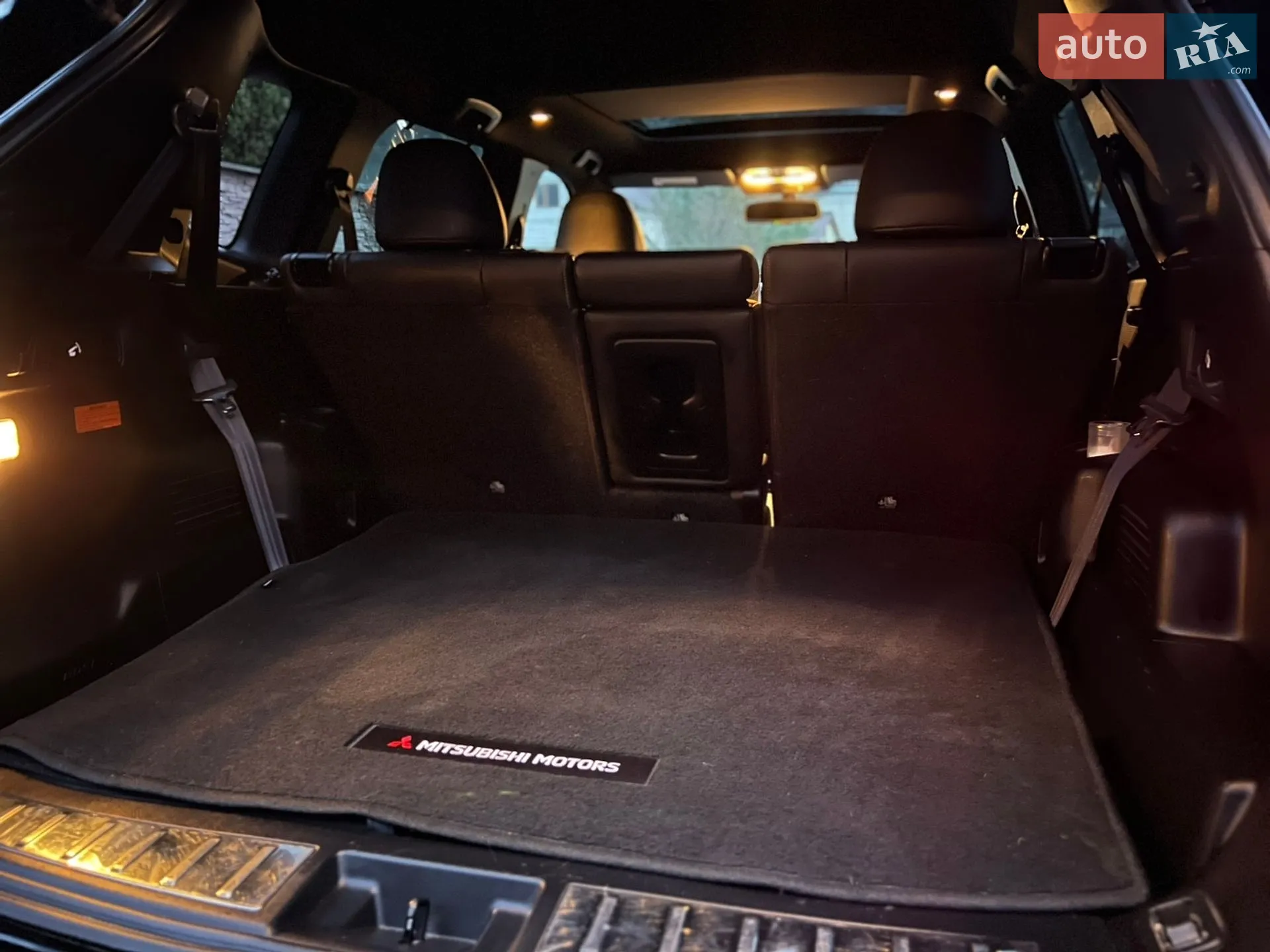 2023 Mitsubishi Outlander - мініатюра 25