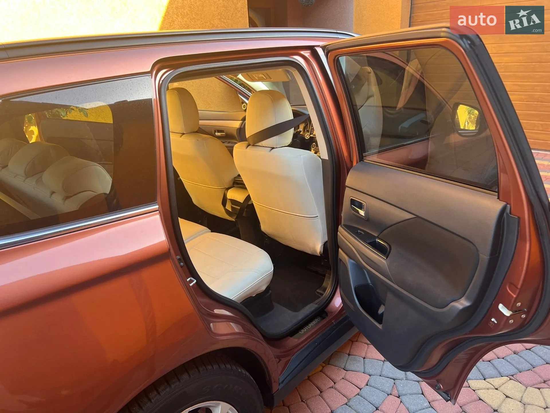 2012 Mitsubishi Outlander - мініатюра 17