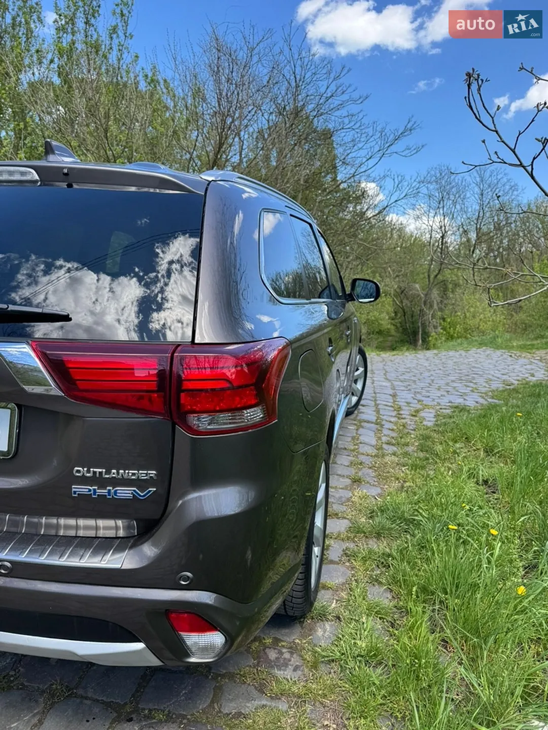 2015 Mitsubishi Outlander - мініатюра 16