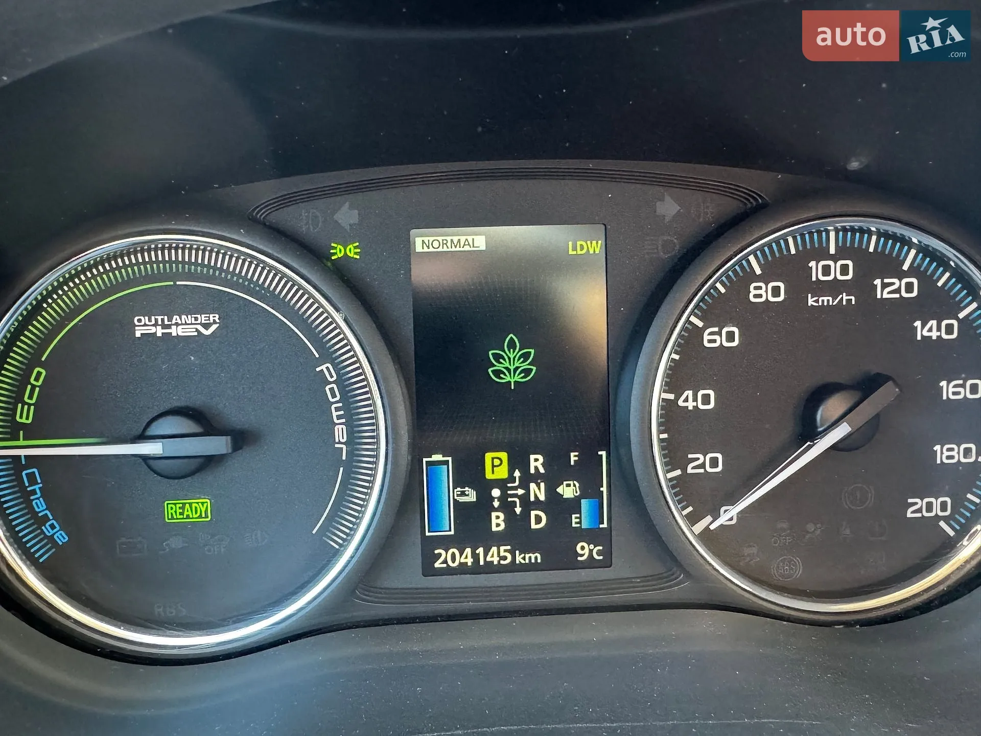 2013 Mitsubishi Outlander - мініатюра 9