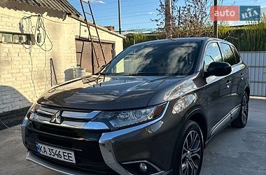 Внедорожник / Кроссовер Mitsubishi Outlander 2016 в Белой Церкви