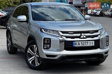 Позашляховик / Кросовер Mitsubishi Outlander 2021 в Дніпрі
