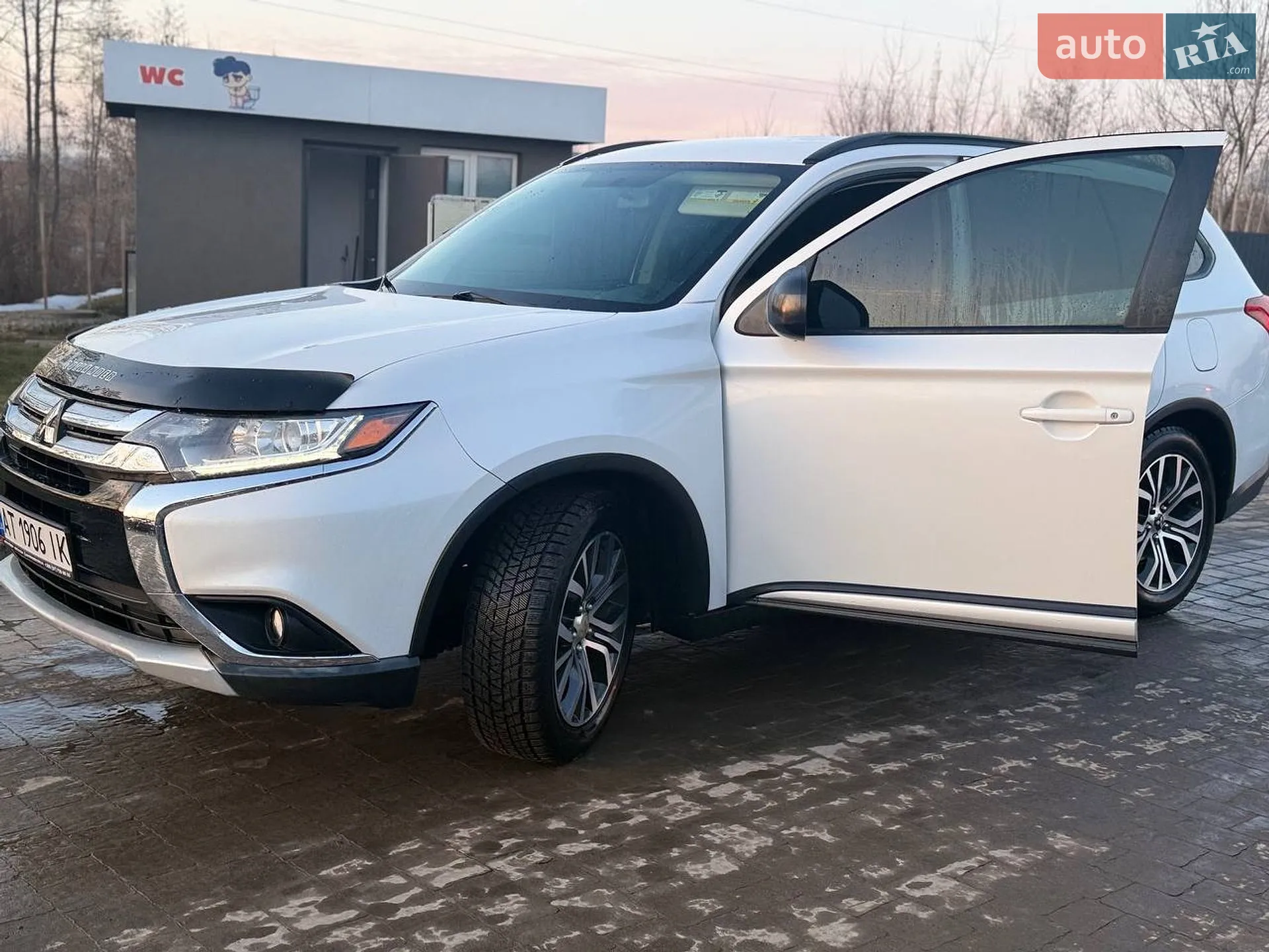 2018 Mitsubishi Outlander - мініатюра 2