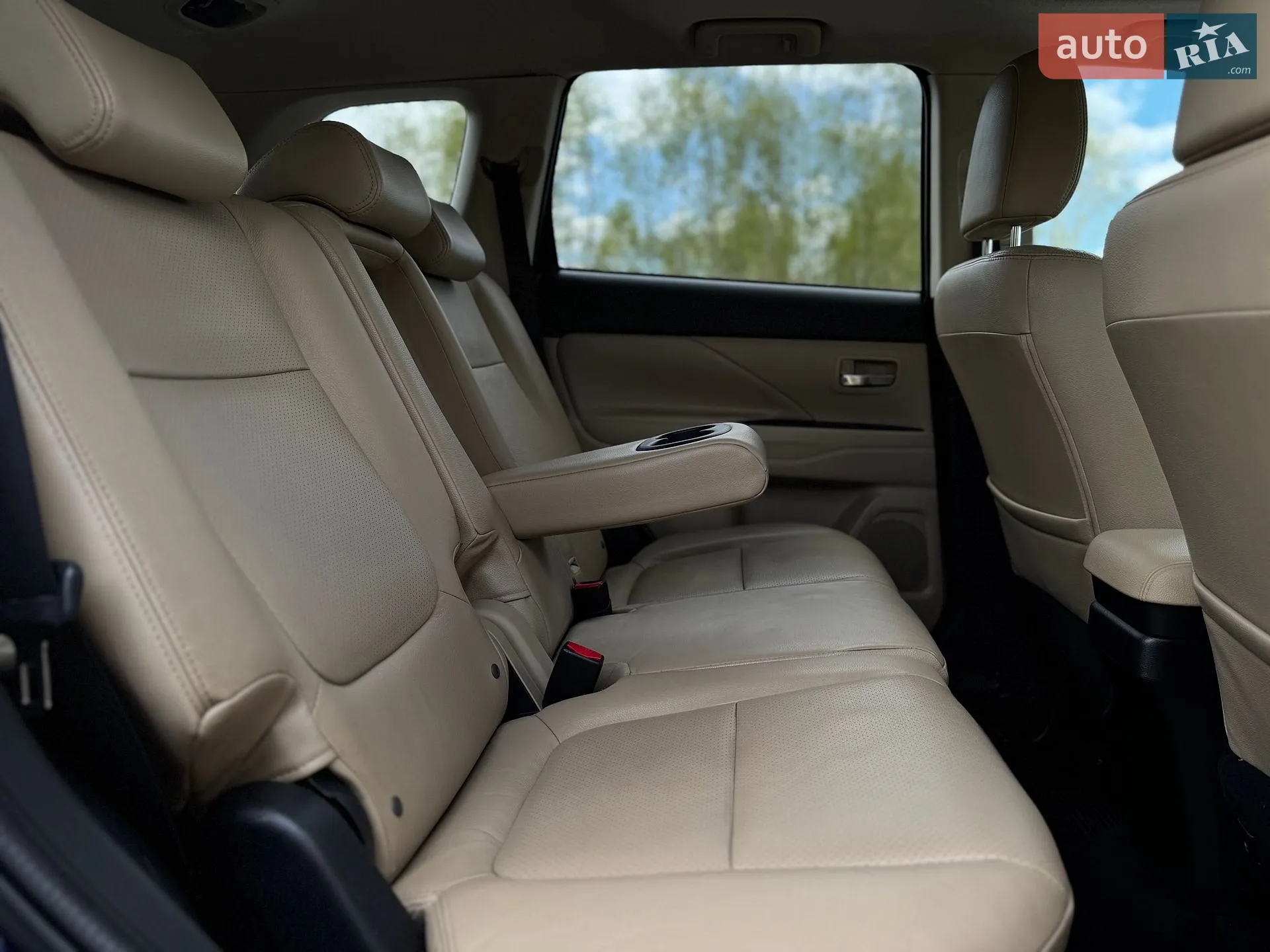 2013 Mitsubishi Outlander - мініатюра 114