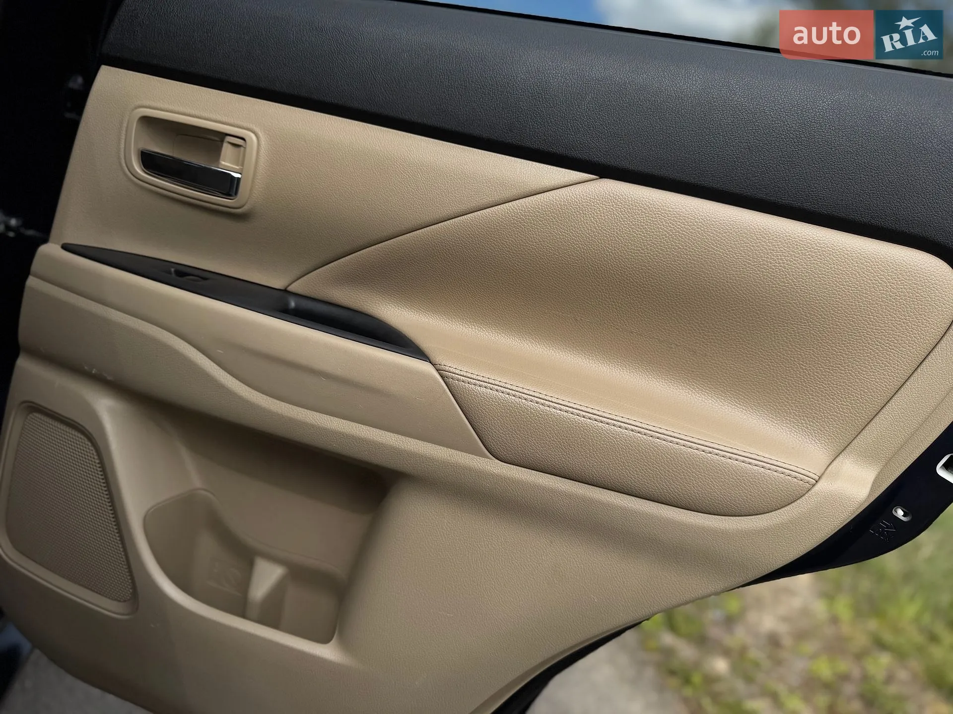 2013 Mitsubishi Outlander - мініатюра 115