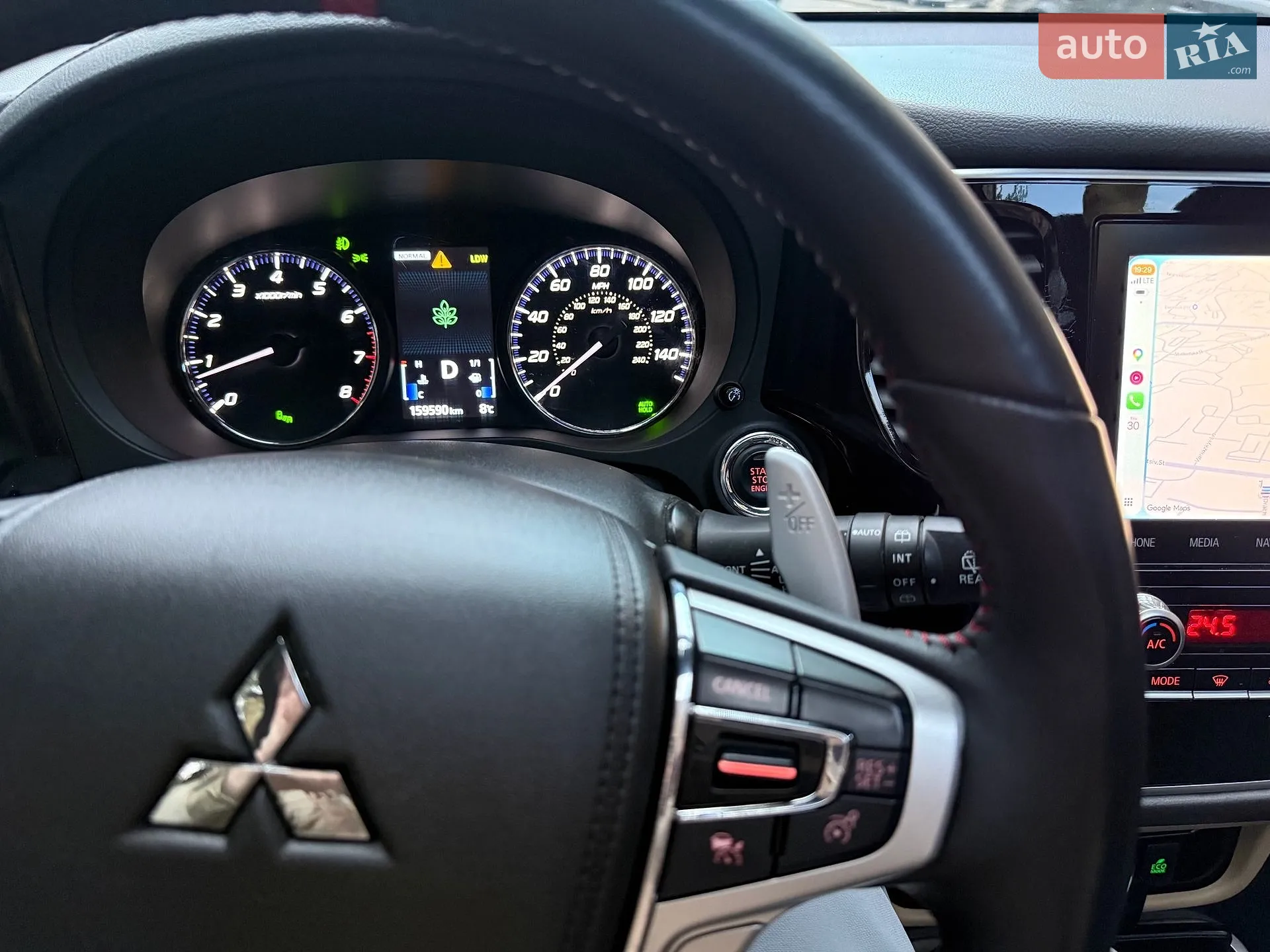 2016 Mitsubishi Outlander - мініатюра 14