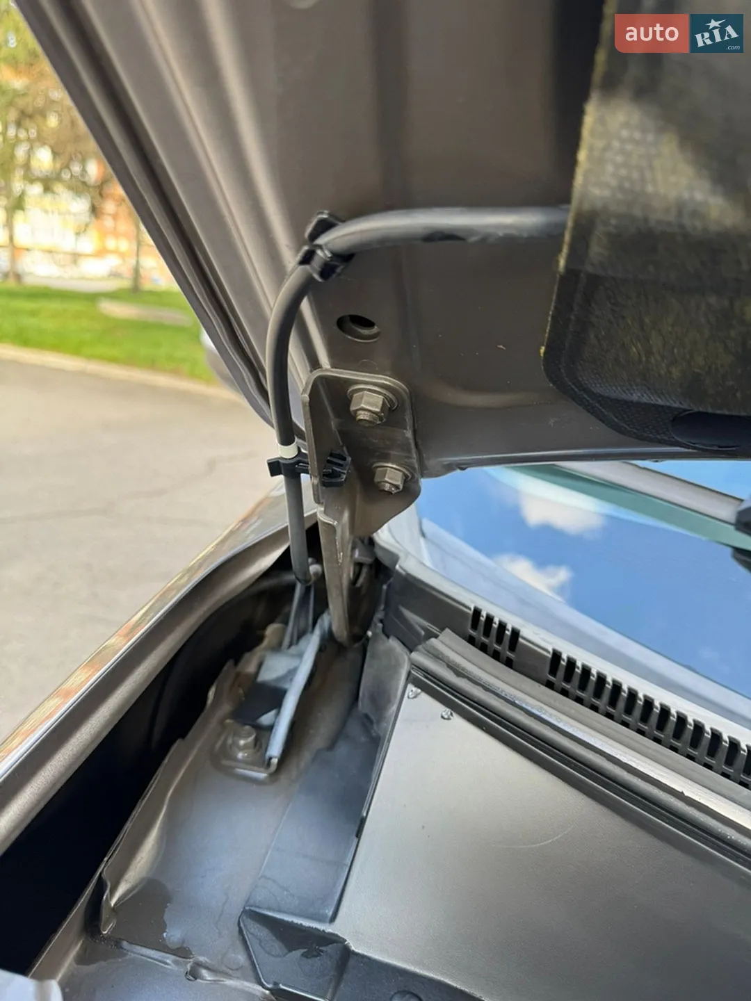 2010 Mitsubishi Outlander - мініатюра 34