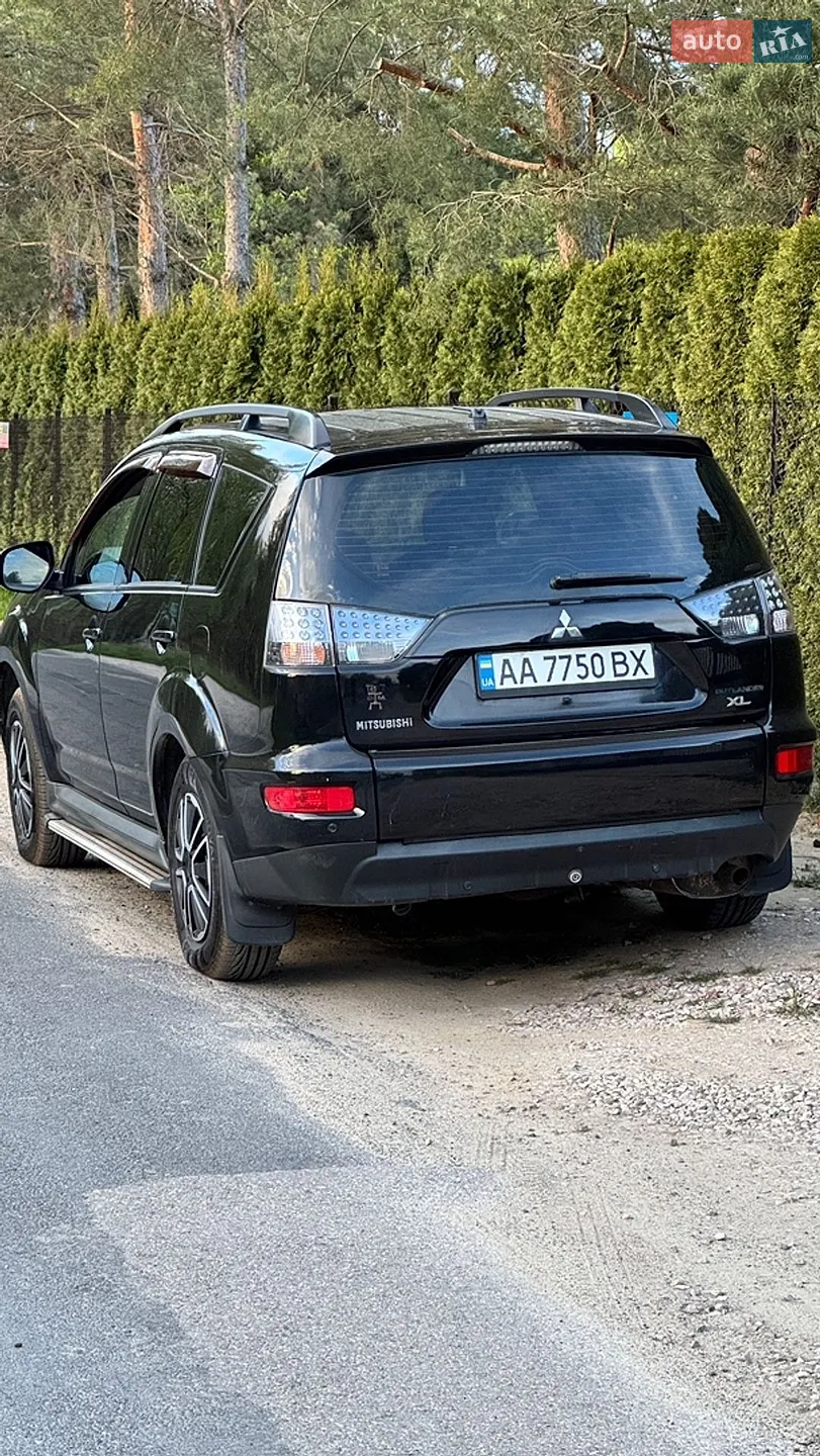 2011 Mitsubishi Outlander - мініатюра 12