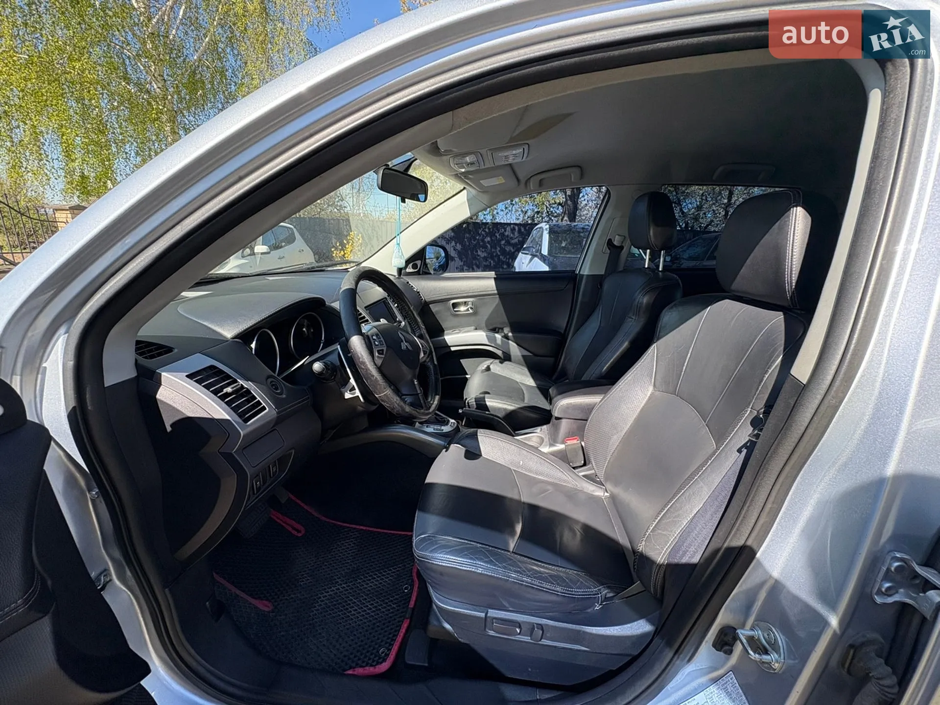 2010 Mitsubishi Outlander - мініатюра 22