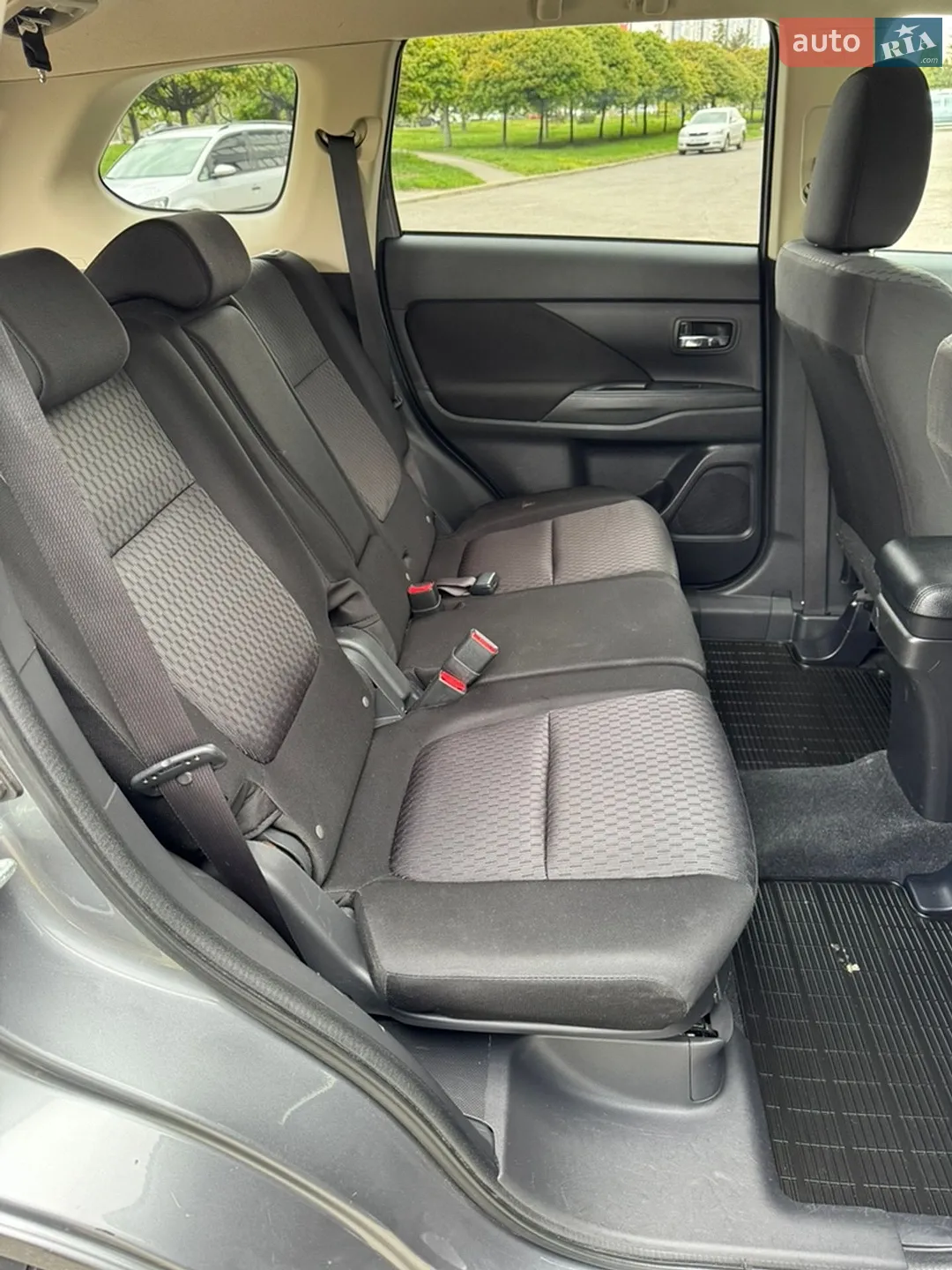 2013 Mitsubishi Outlander - мініатюра 31