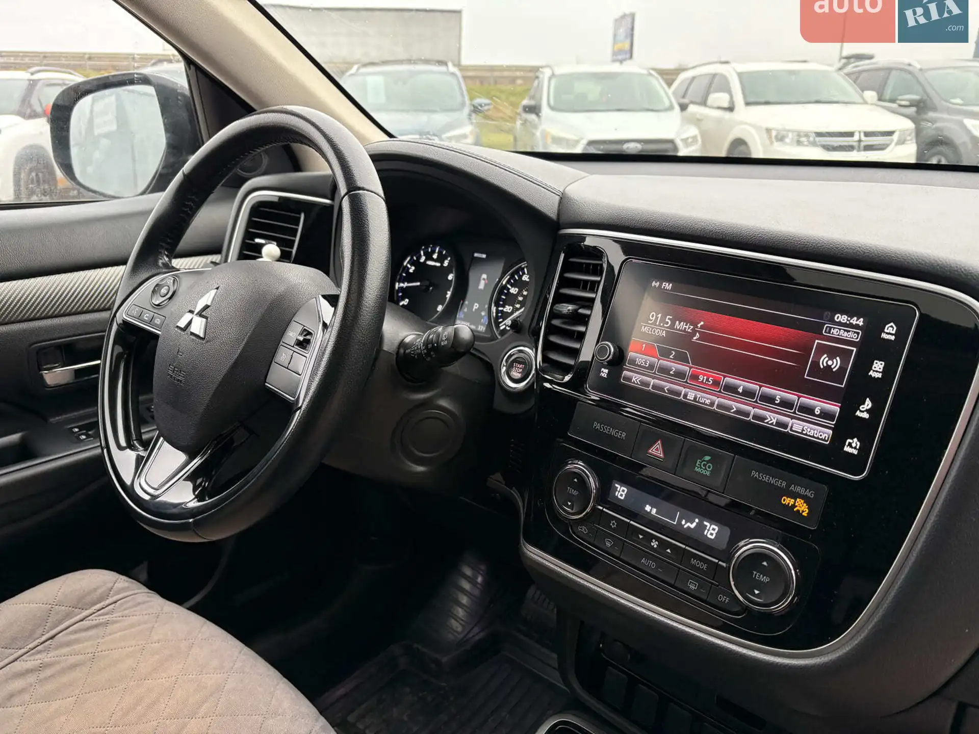 2017 Mitsubishi Outlander - мініатюра 31
