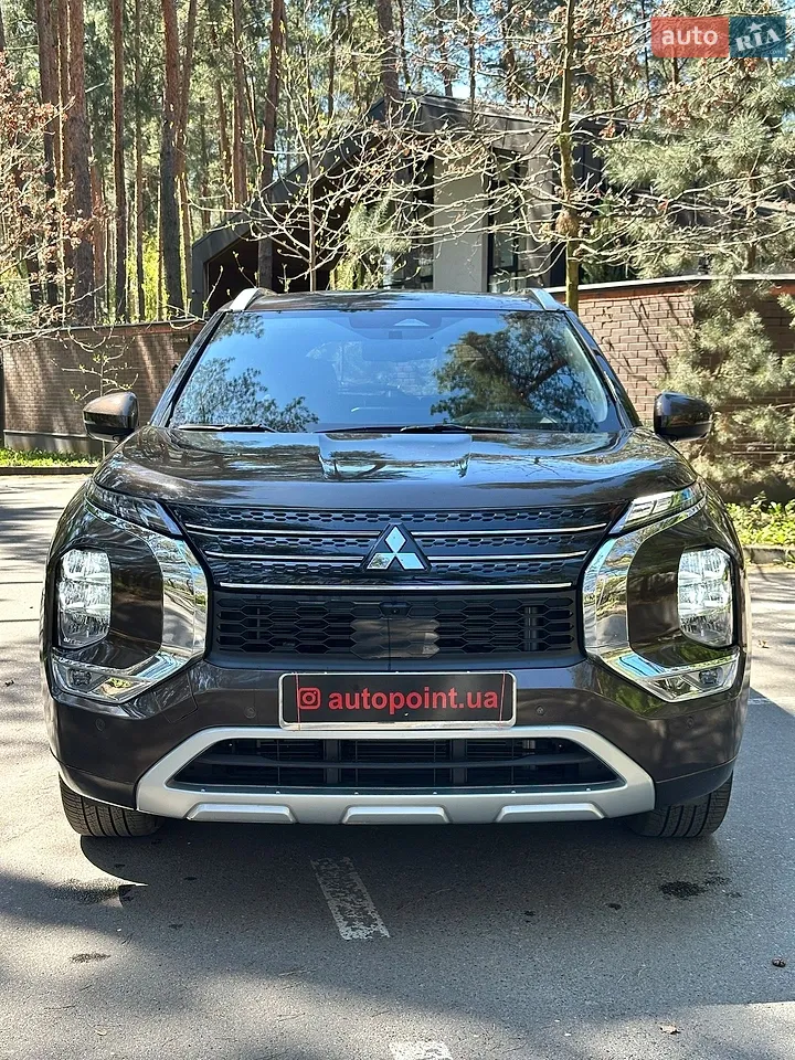 2024 Mitsubishi Outlander - мініатюра 13
