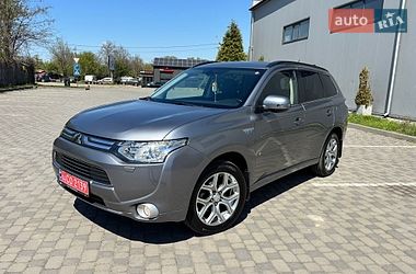 Внедорожник / Кроссовер Mitsubishi Outlander 2013 в Ивано-Франковске