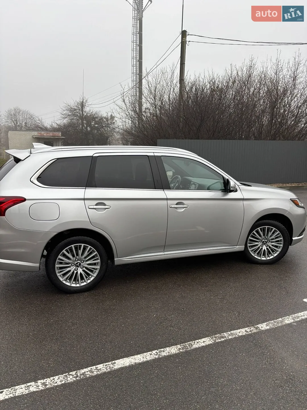 2019 Mitsubishi Outlander - мініатюра 10