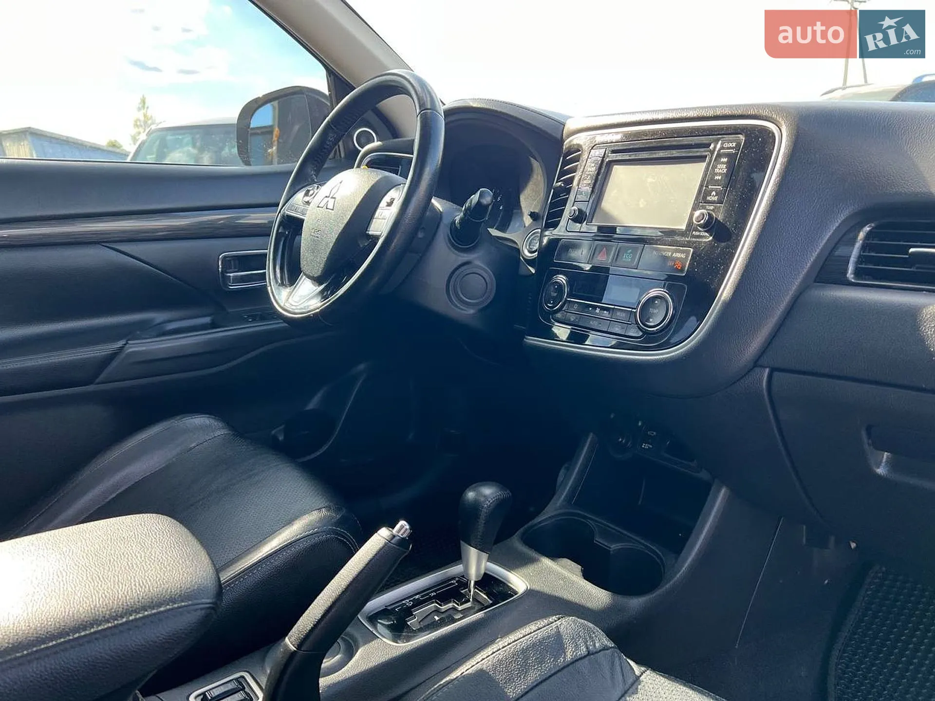 2015 Mitsubishi Outlander - мініатюра 43