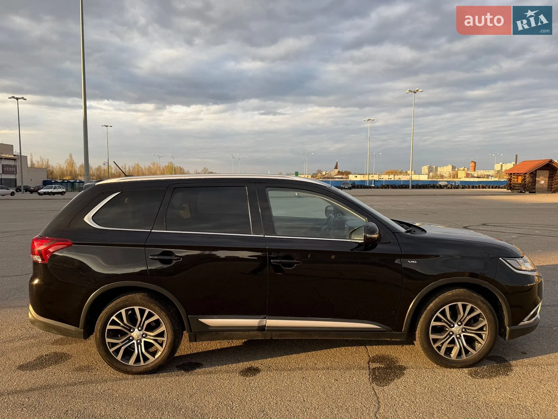 2015 Mitsubishi Outlander - мініатюра 7
