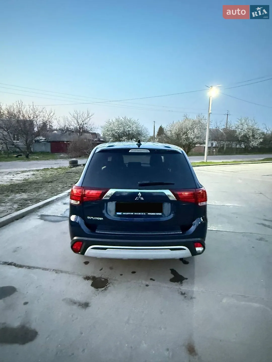 2021 Mitsubishi Outlander - мініатюра 4