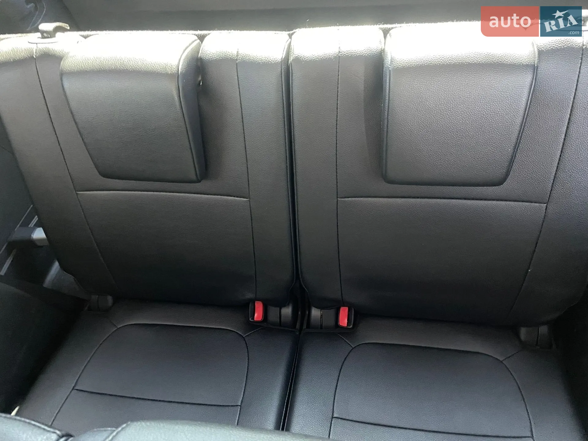 2015 Mitsubishi Outlander - мініатюра 18