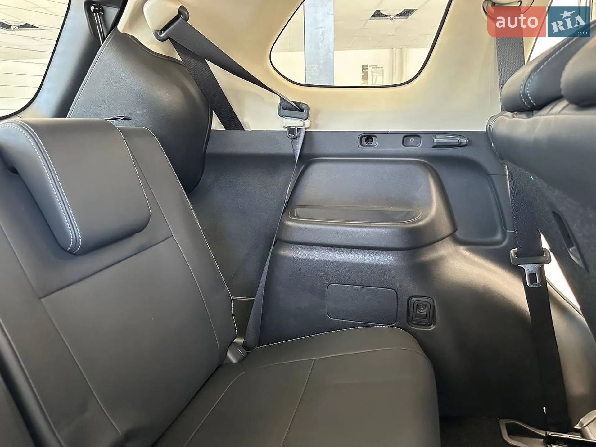 2020 Mitsubishi Outlander - мініатюра 87