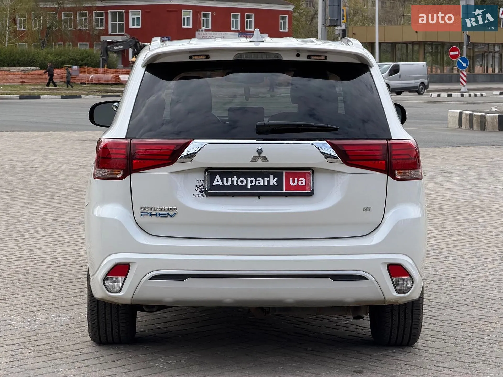 2020 Mitsubishi Outlander - мініатюра 6