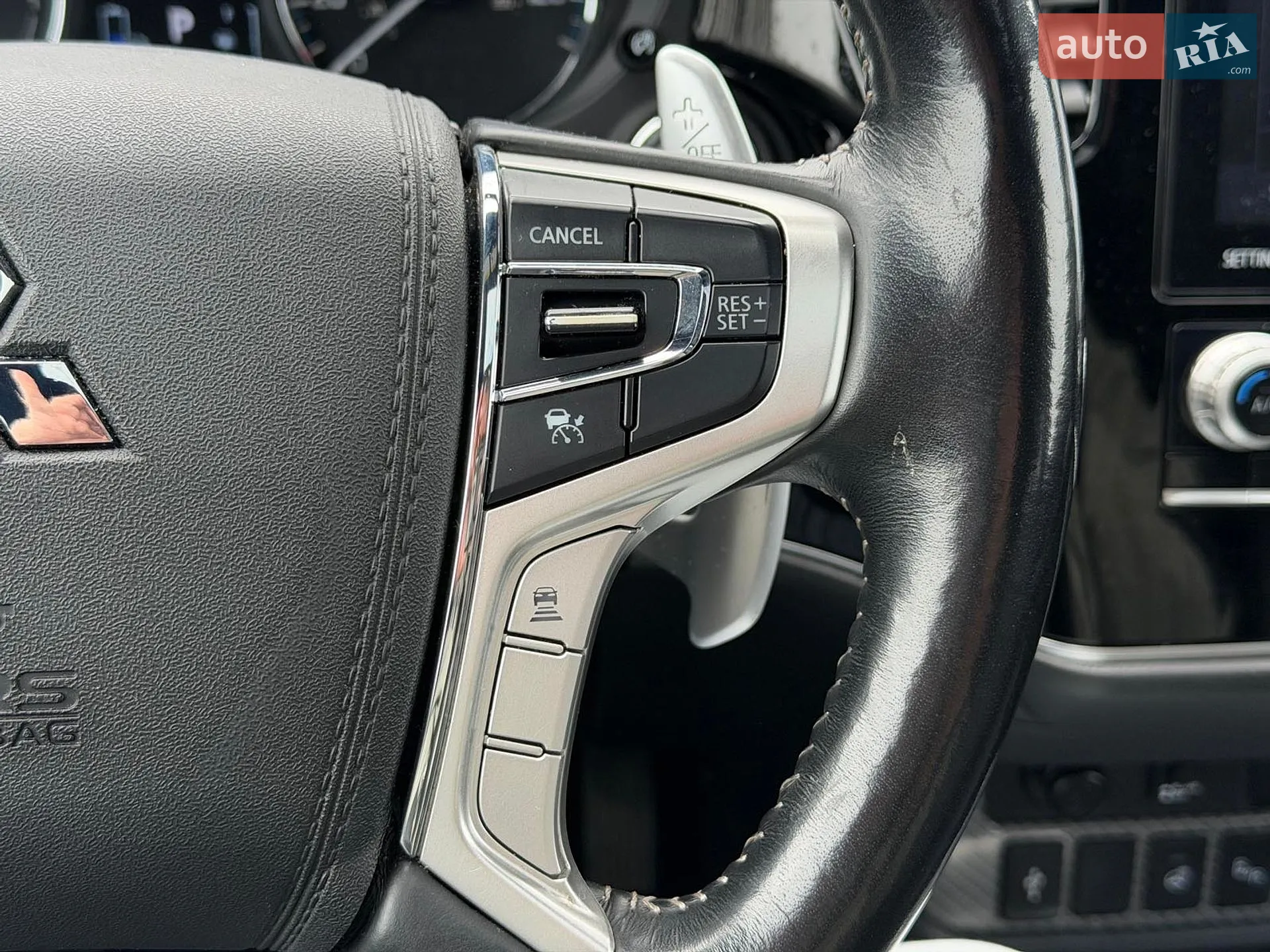 2020 Mitsubishi Outlander - мініатюра 24