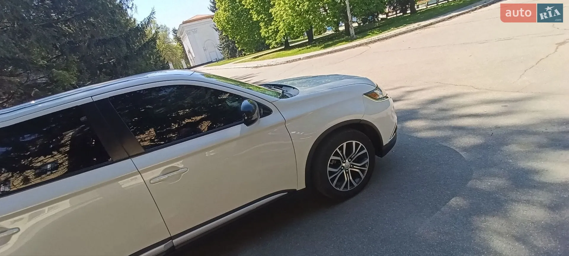 2015 Mitsubishi Outlander - мініатюра 9
