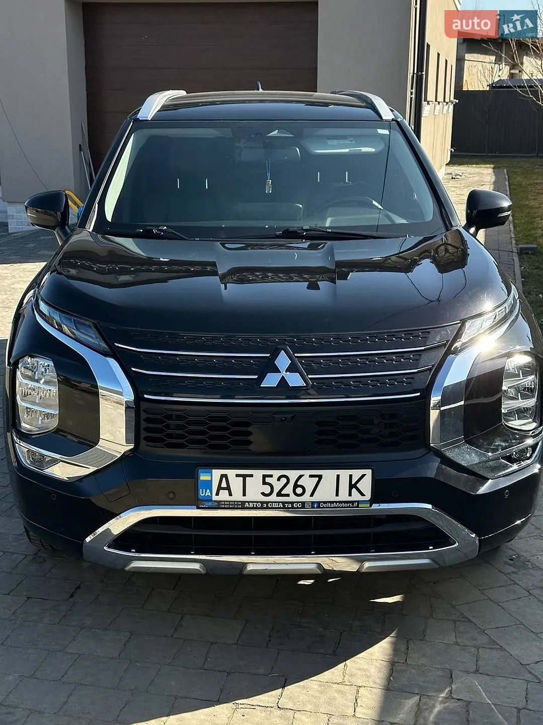 2021 Mitsubishi Outlander - мініатюра 3