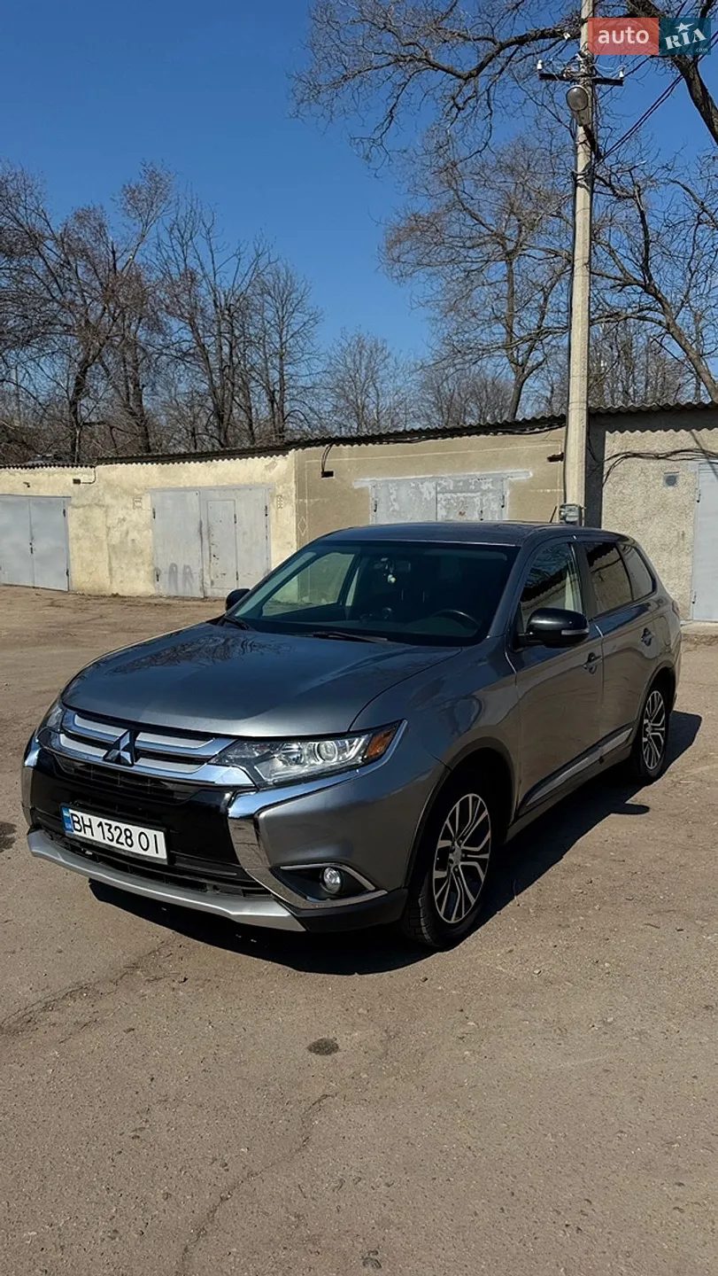 2015 Mitsubishi Outlander - мініатюра 2
