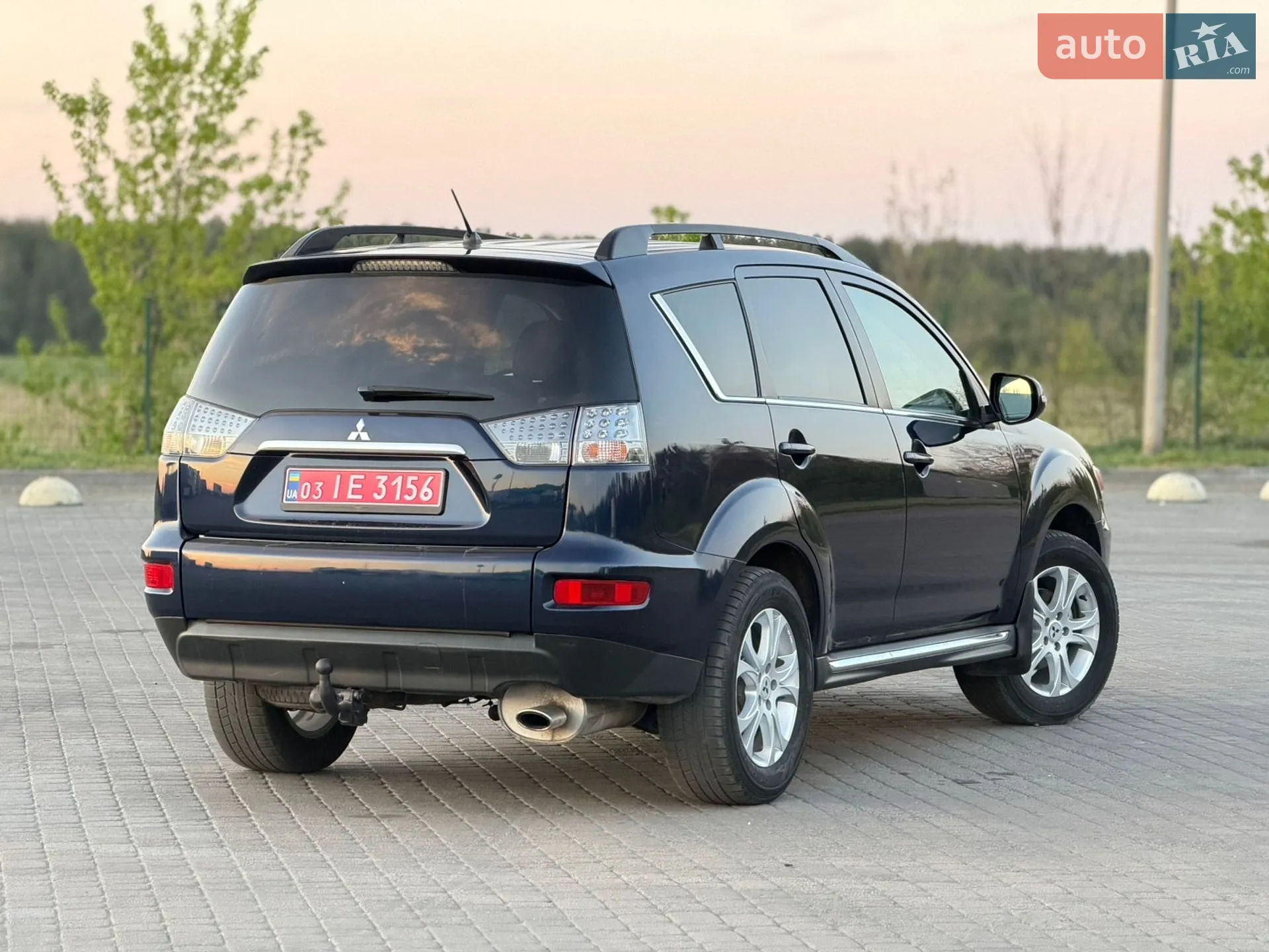 2010 Mitsubishi Outlander - мініатюра 3