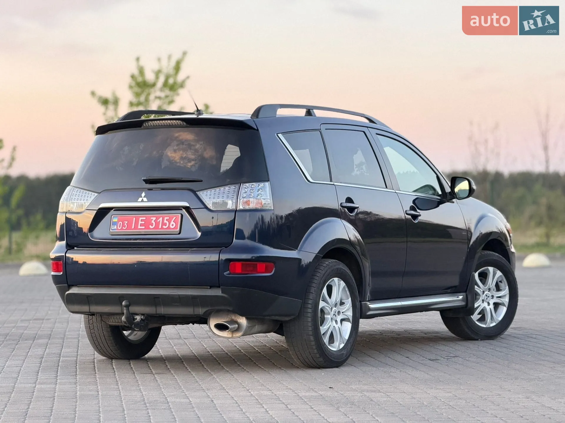 2010 Mitsubishi Outlander - мініатюра 15