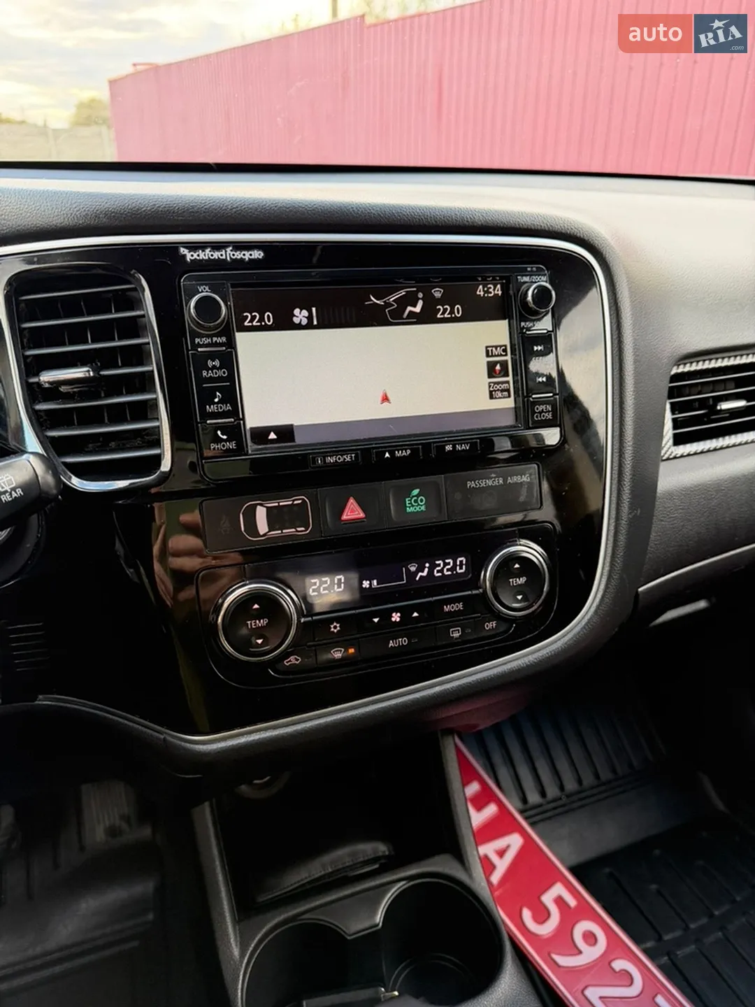 2016 Mitsubishi Outlander - мініатюра 20